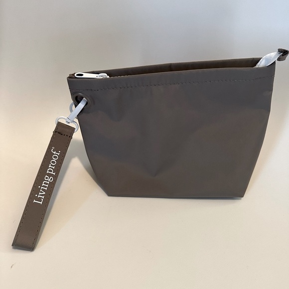 Living Proof Travel Toiletries Makeup Cosmetics Bag - Picture 11 of 11